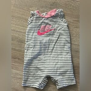 Nike Romper Newborn